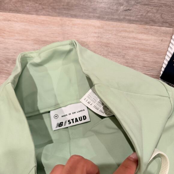 New Balance x Staud Mint Green Leggings Size Medium - Picture 6 of 8